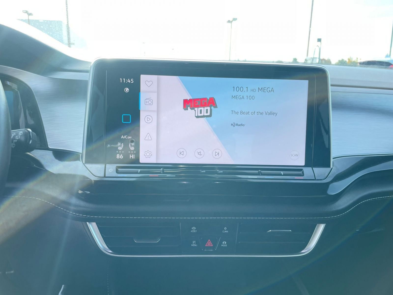 Thumbnail: 2025 Volkswagen Atlas - 21