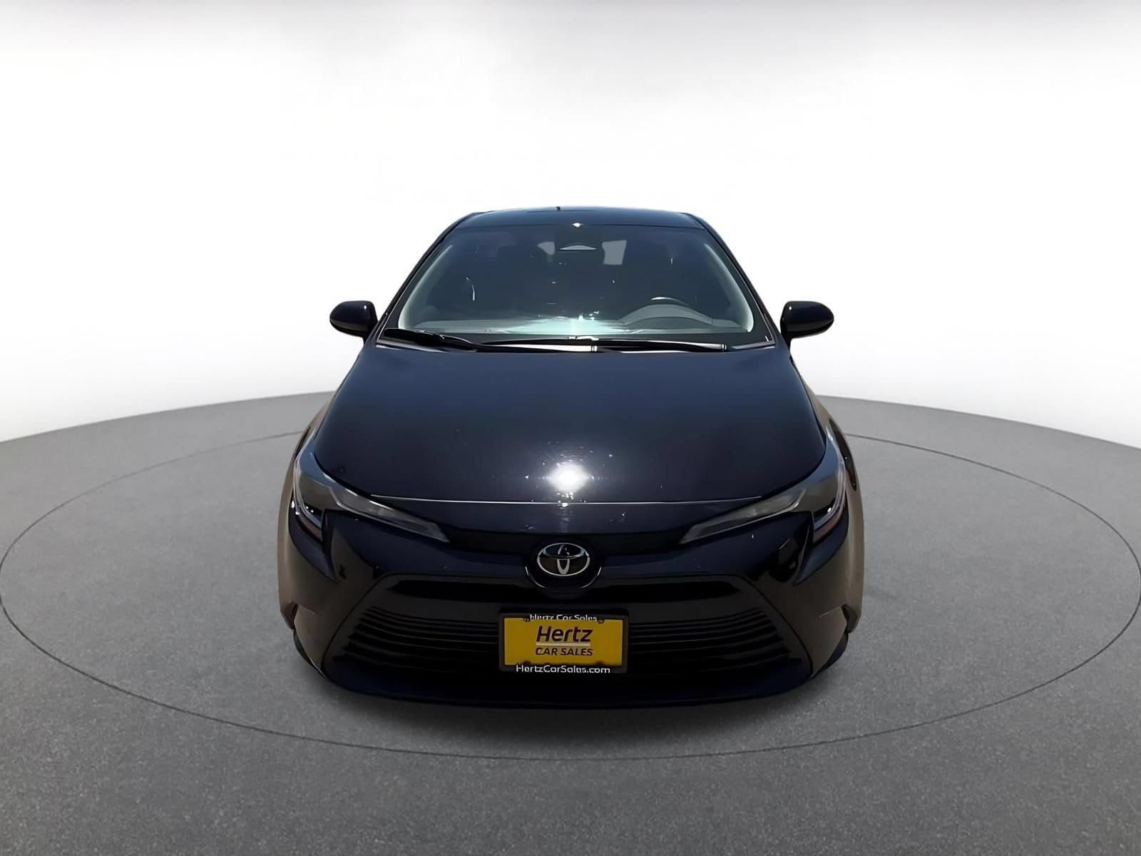 Thumbnail: 2025 Toyota Corolla - 4