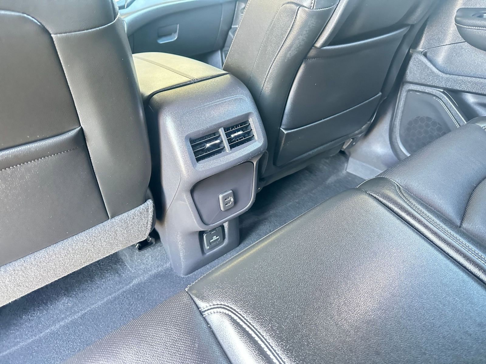 Thumbnail: 2024 GMC Terrain - 25