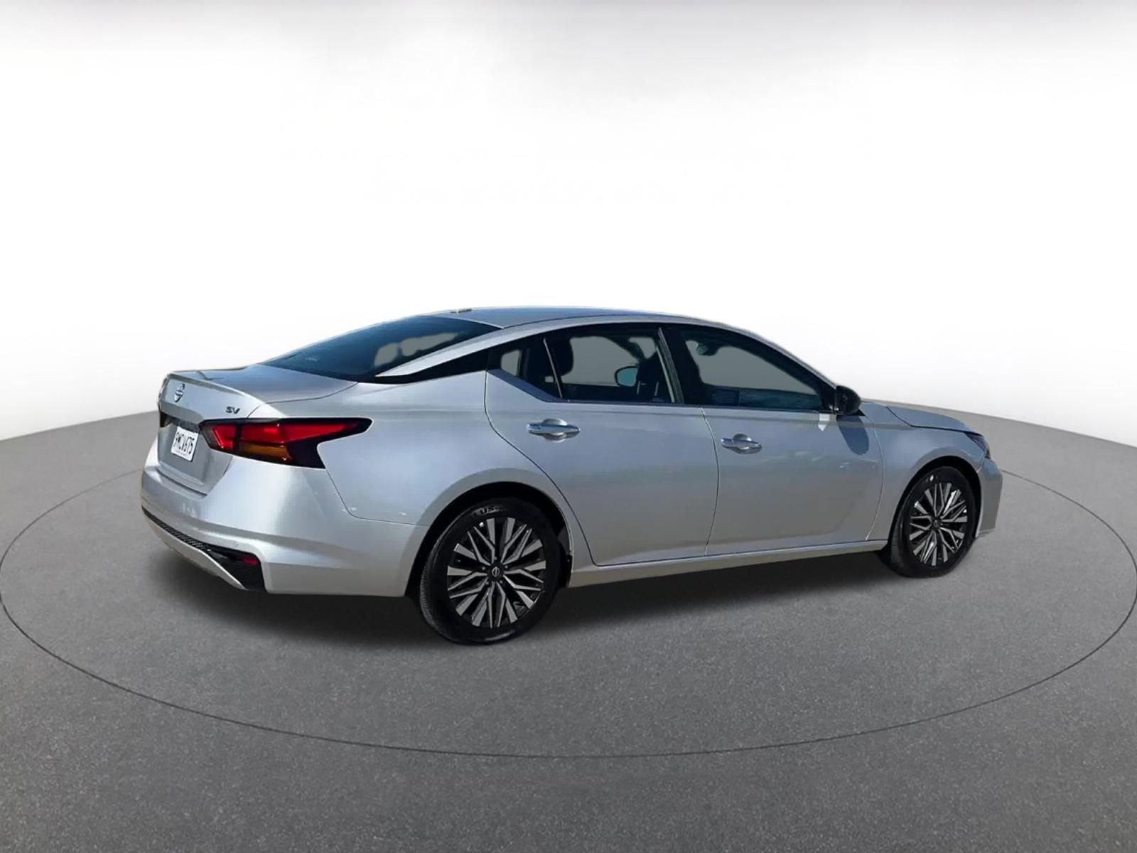 Thumbnail: 2024 Nissan Altima - 15