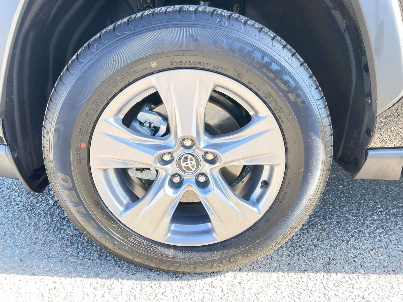 Thumbnail: 2025 Toyota RAV4 - 30