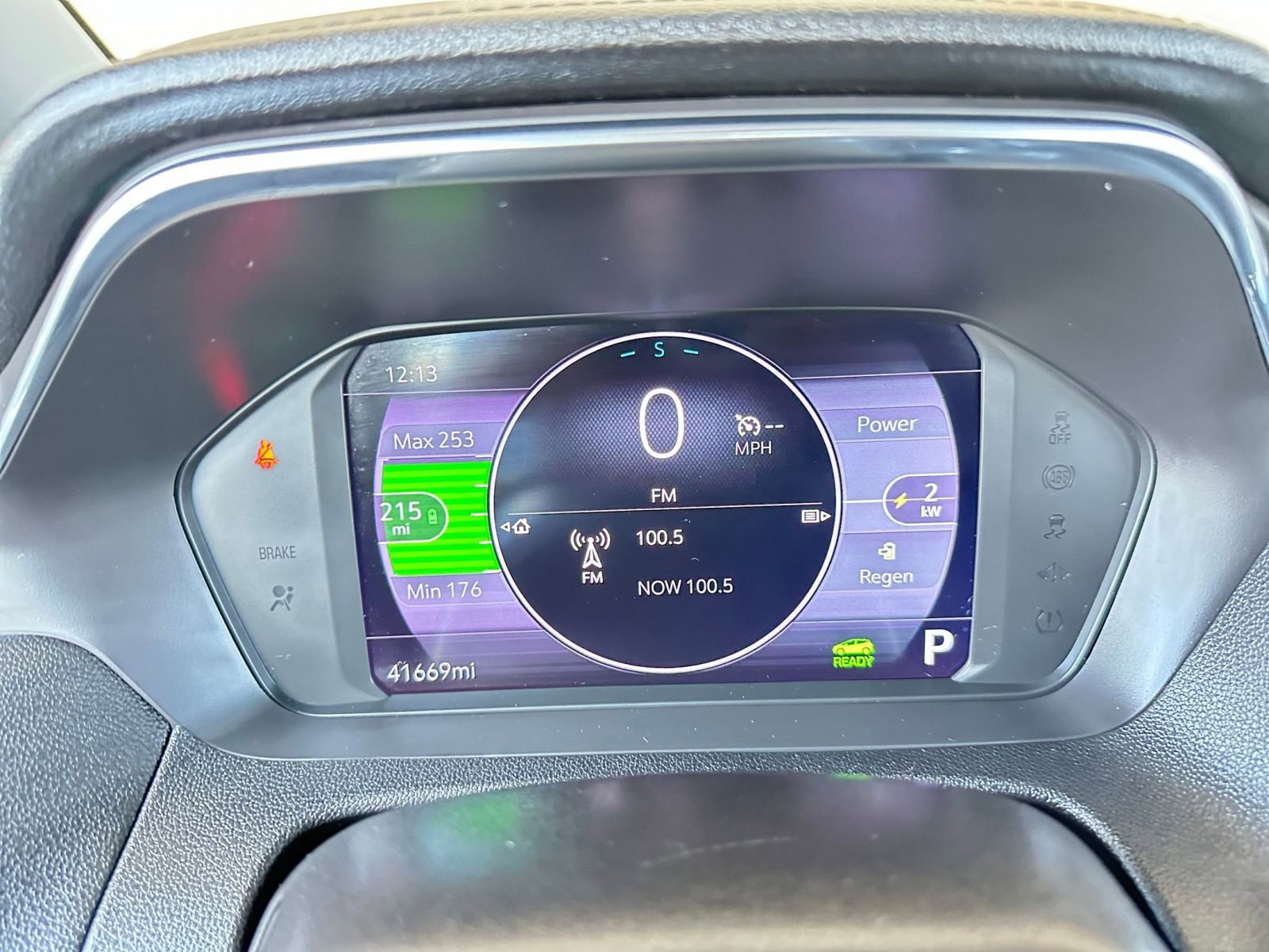 Thumbnail: 2023 Chevrolet Bolt EV - 18