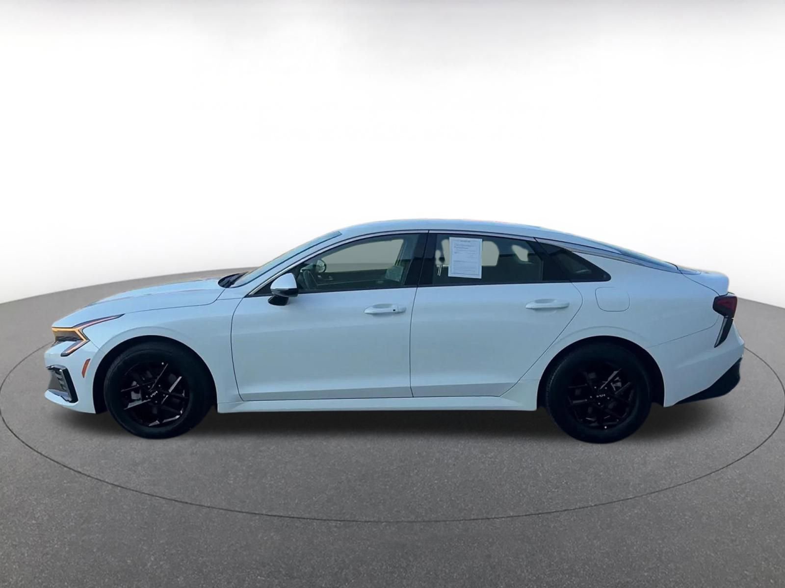 Thumbnail: 2025 Kia K5 - 9