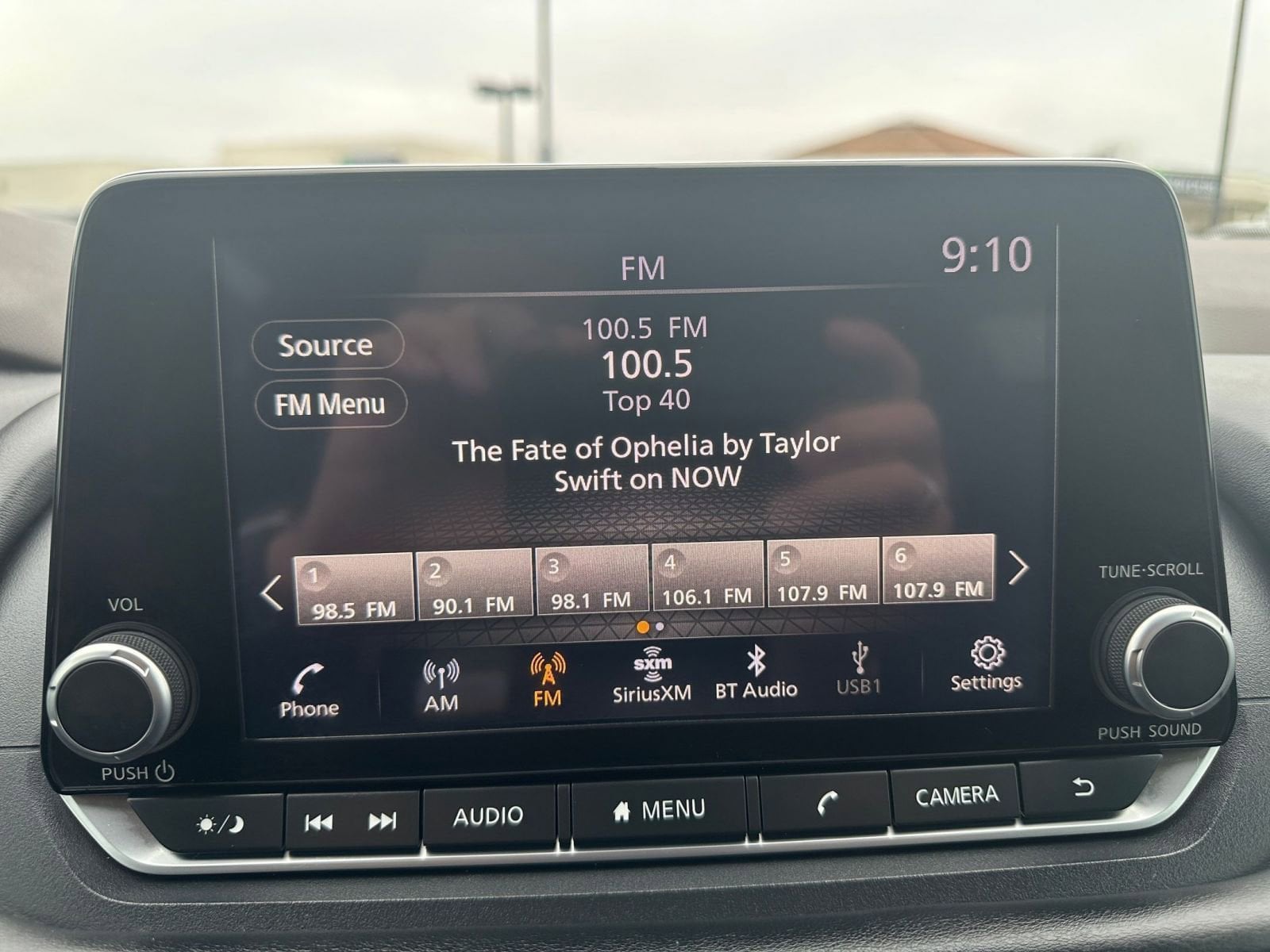 Thumbnail: 2023 Nissan Rogue - 22