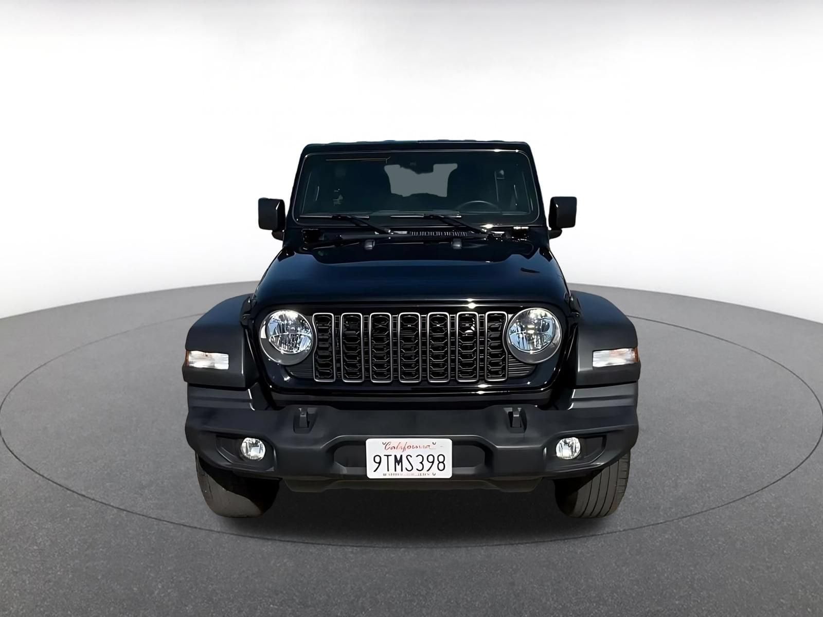 Thumbnail: 2025 Jeep Wrangler - 3