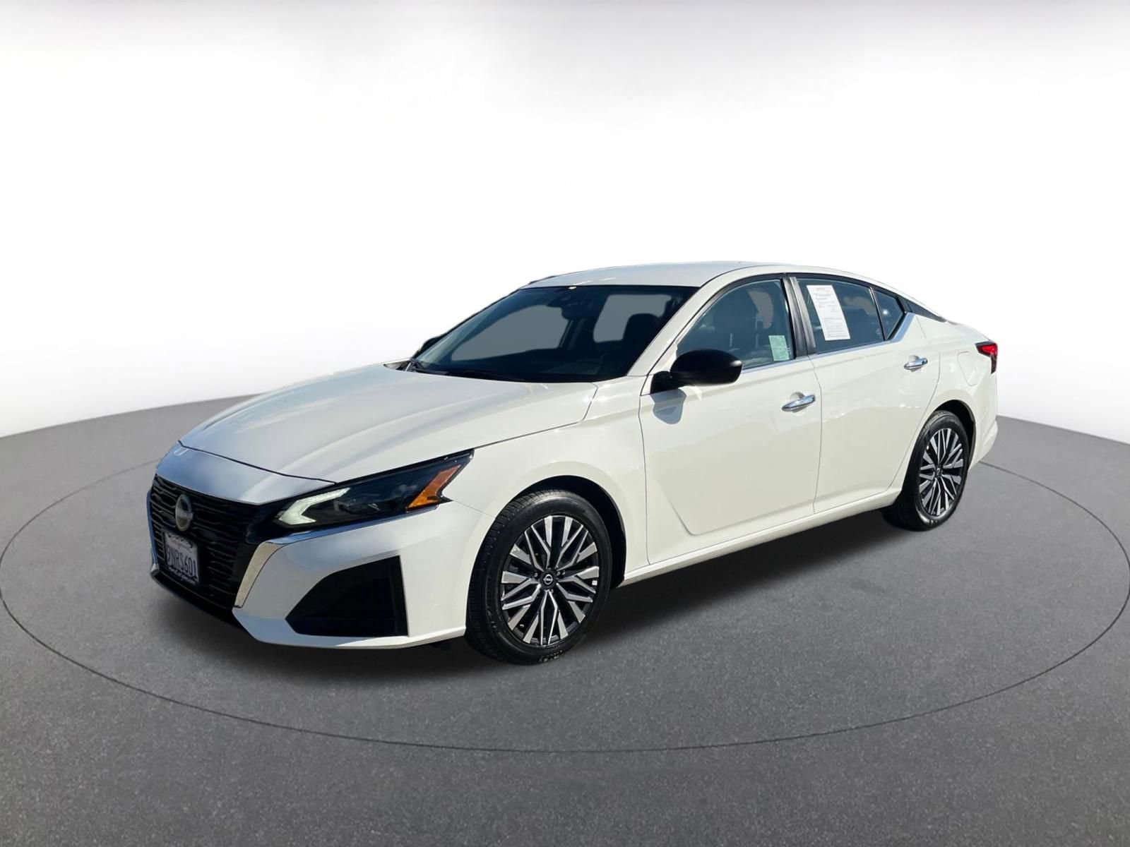 Thumbnail: 2025 Nissan Altima - 4