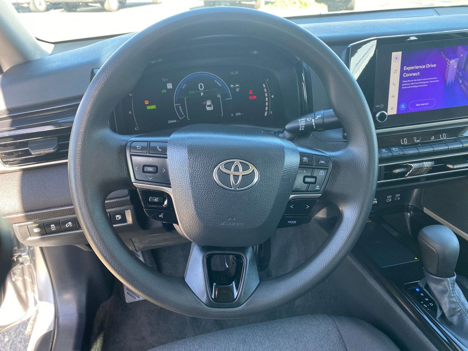 Thumbnail: 2025 Toyota Camry - 28