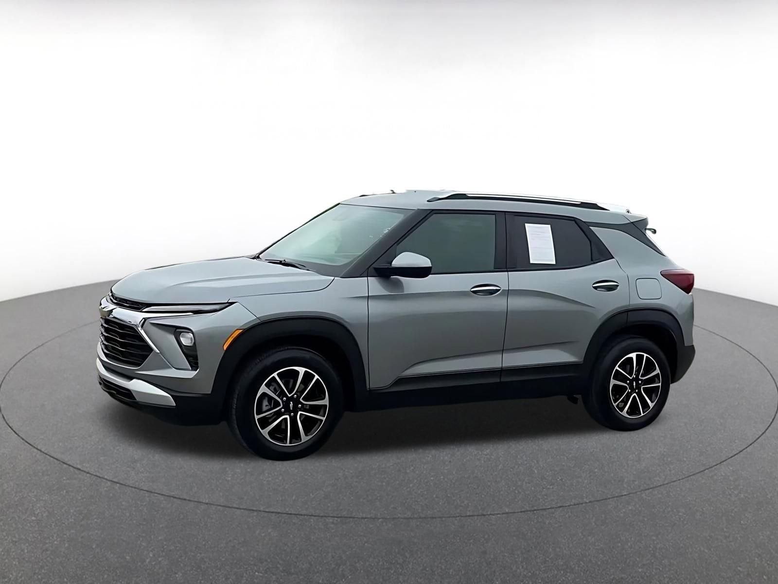 Thumbnail: 2025 Chevrolet TrailBlazer - 9