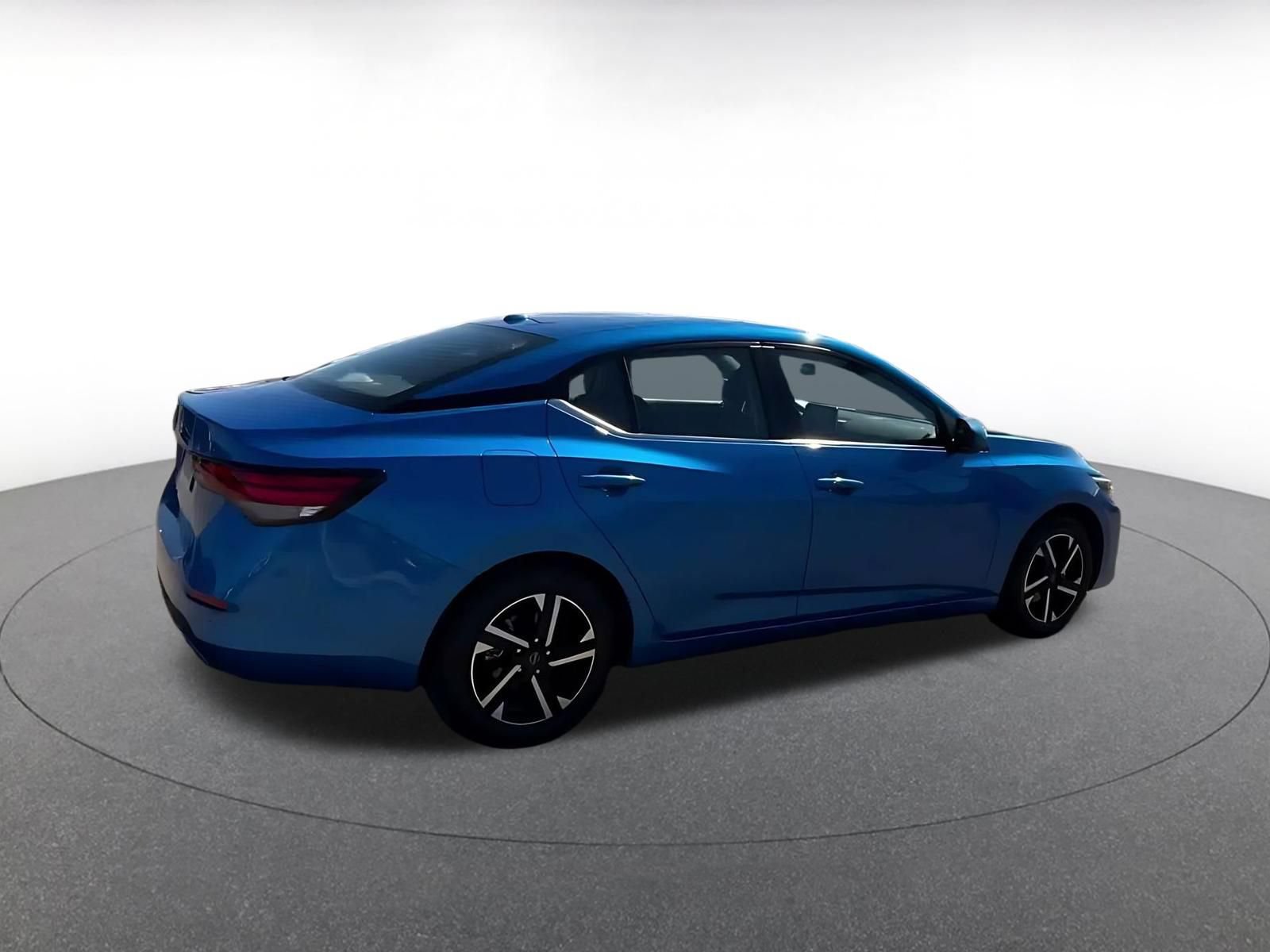Thumbnail: 2025 Nissan Sentra - 13