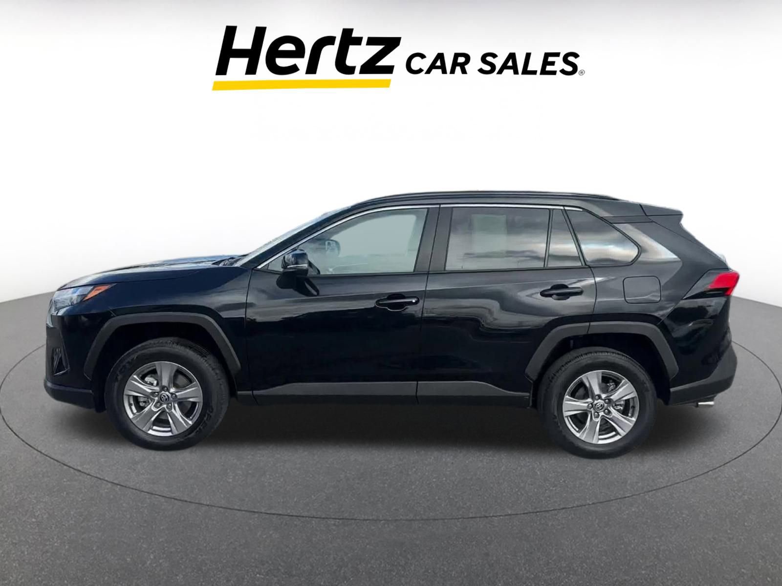 2024 Toyota RAV4 XLE 8