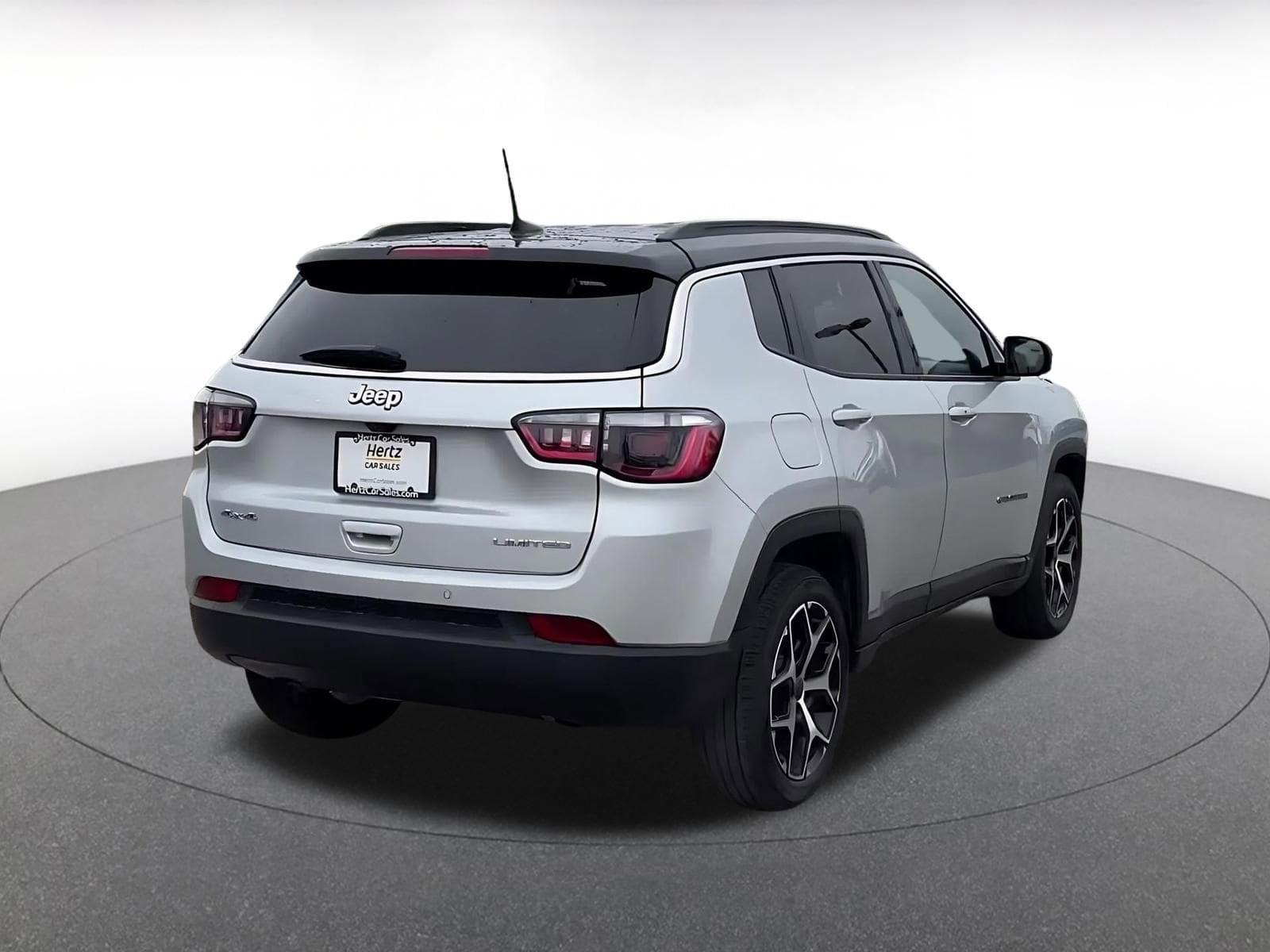 Thumbnail: 2025 Jeep Compass - 14