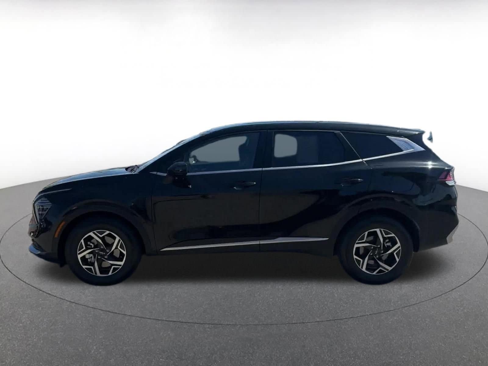 2024 Kia Sportage LX 8
