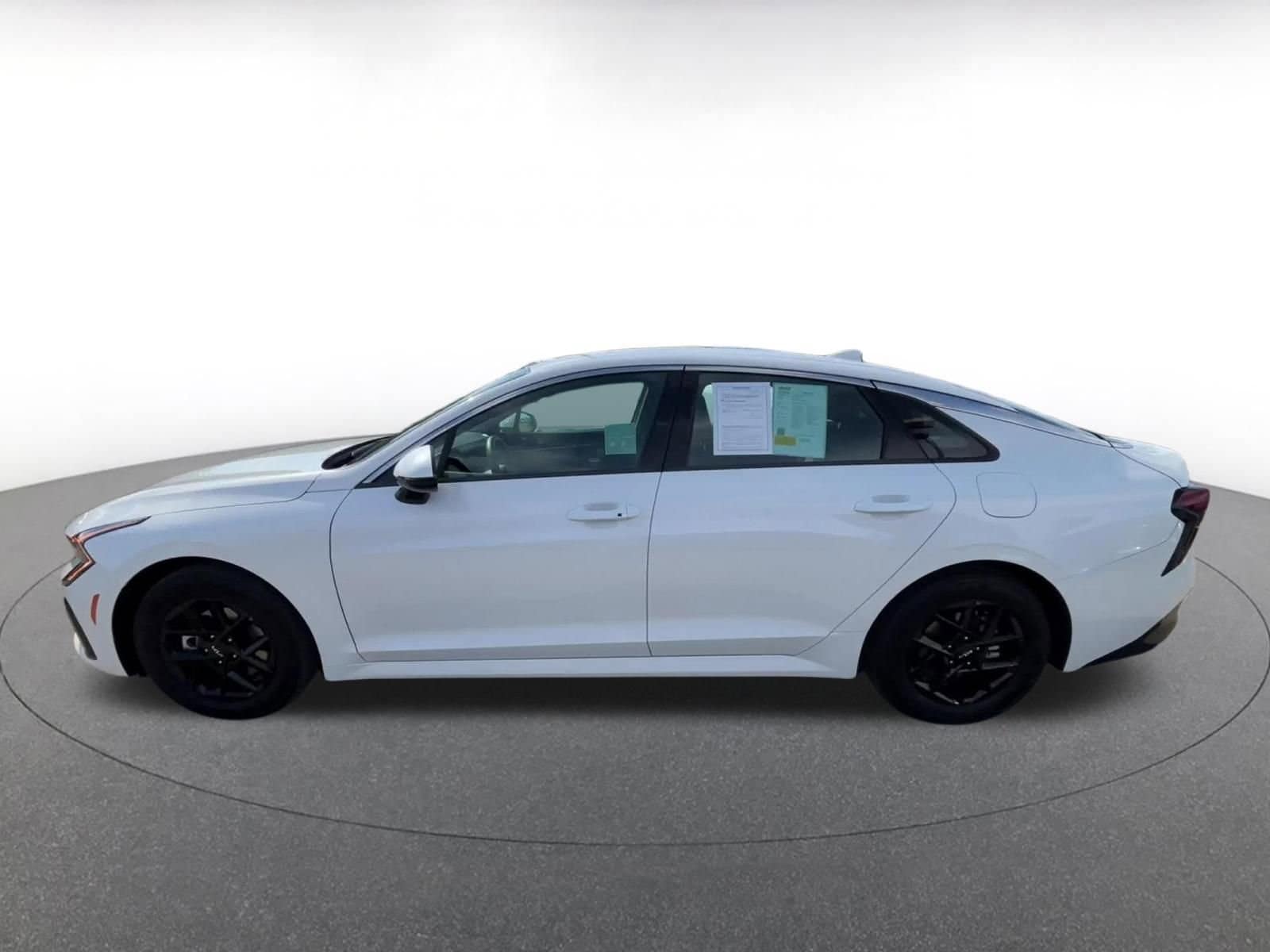 Thumbnail: 2025 Kia K5 - 9