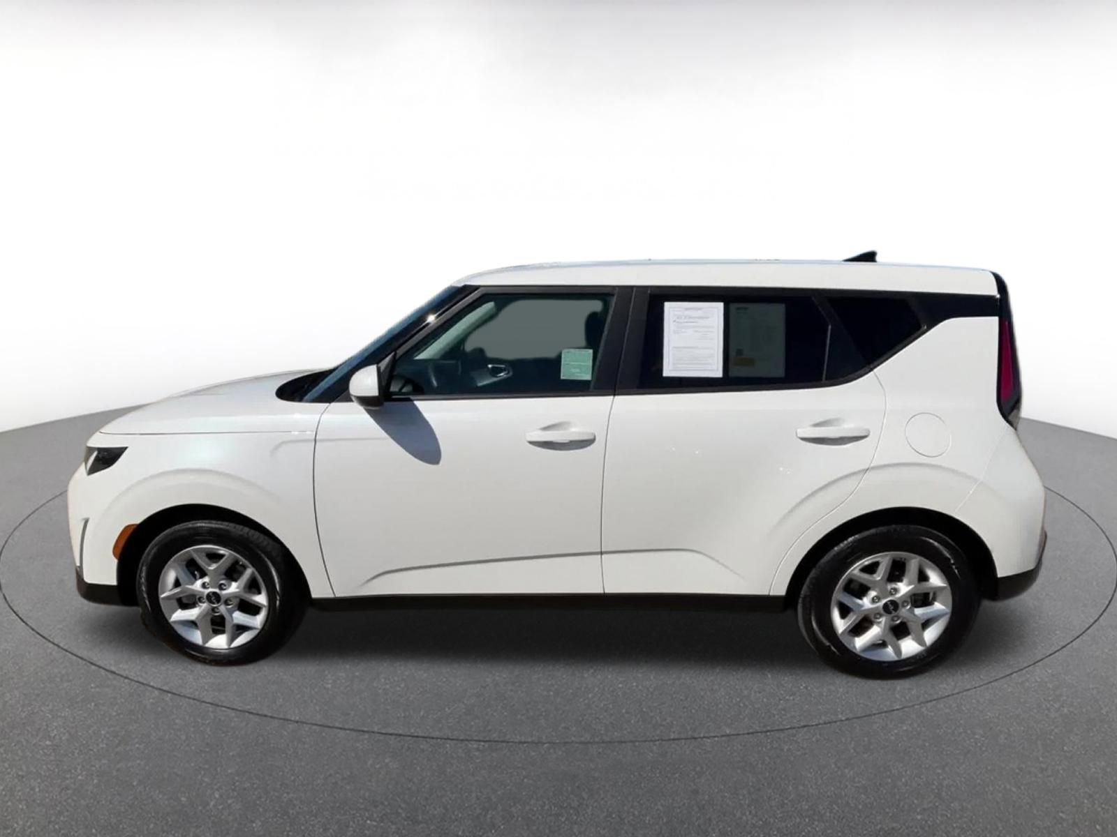 Thumbnail: 2025 Kia Soul - 9