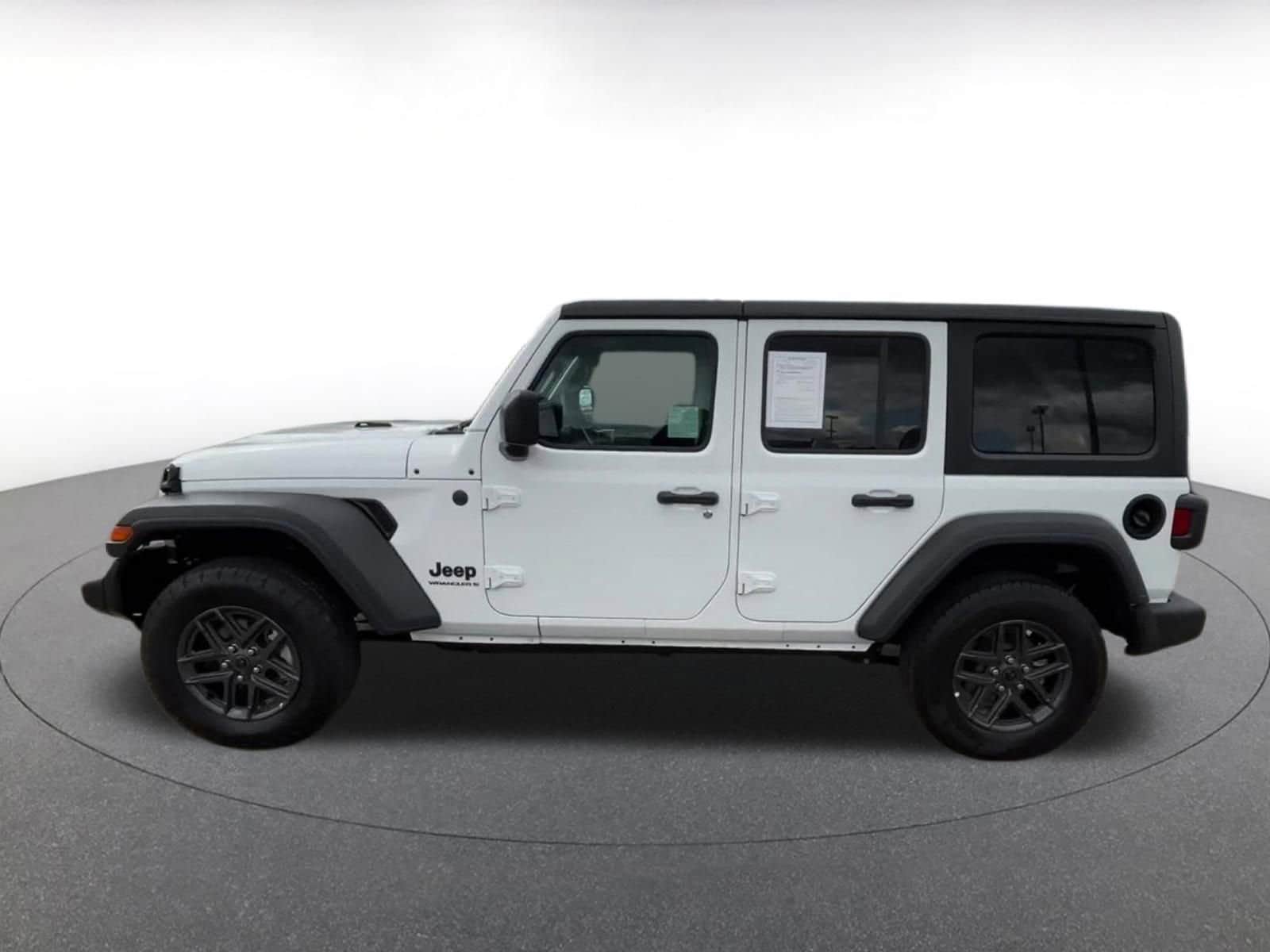 Thumbnail: 2025 Jeep Wrangler - 9