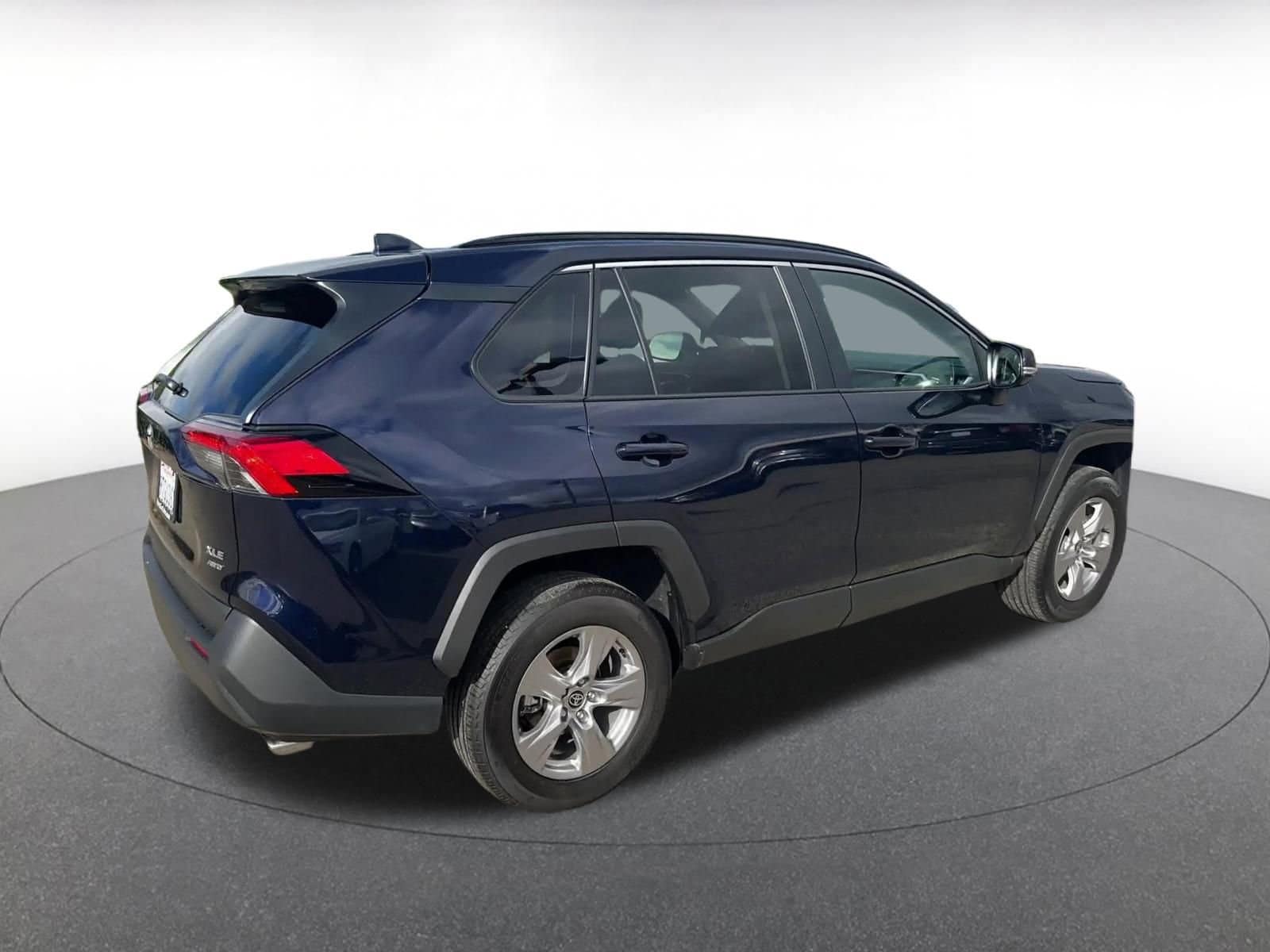 Thumbnail: 2025 Toyota RAV4 - 15