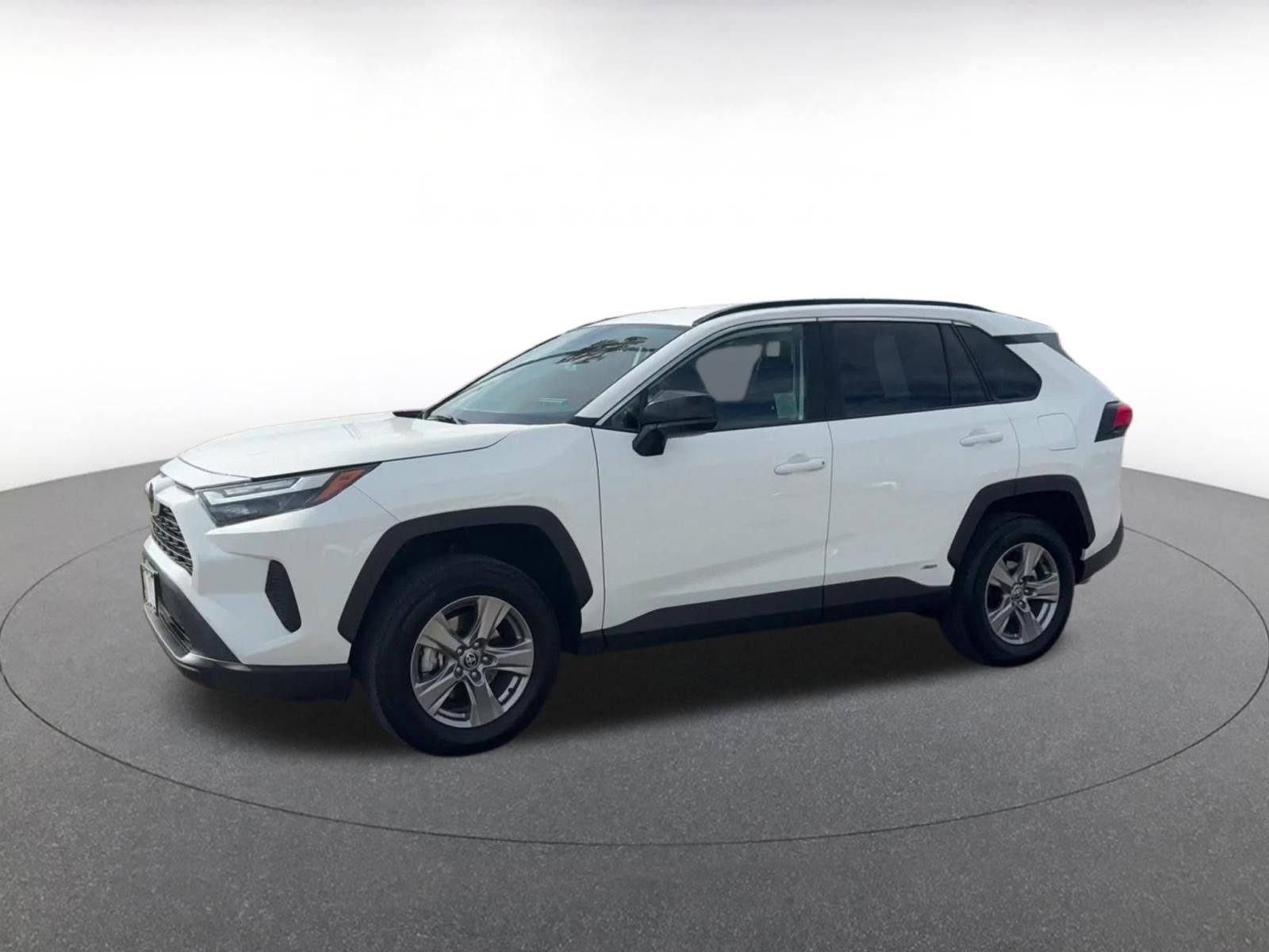Thumbnail: 2025 Toyota RAV4 - 8