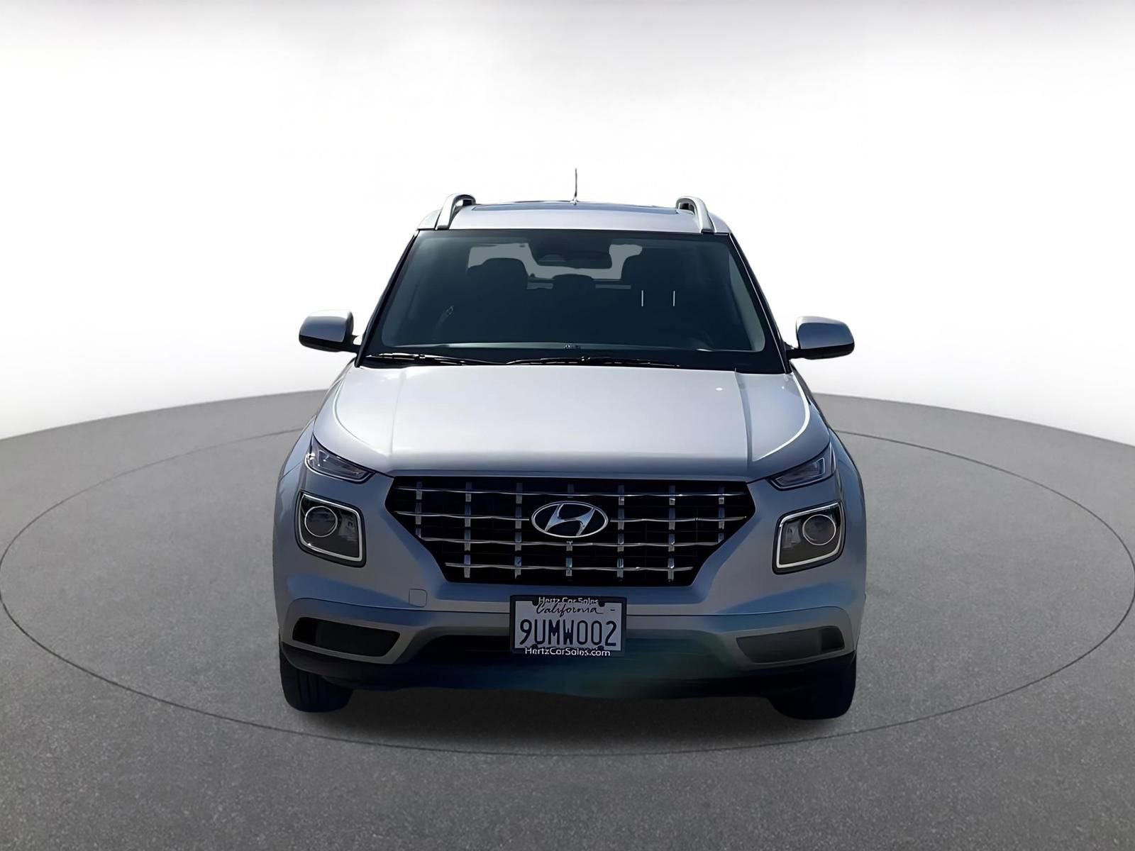 Thumbnail: 2025 Hyundai Venue - 4