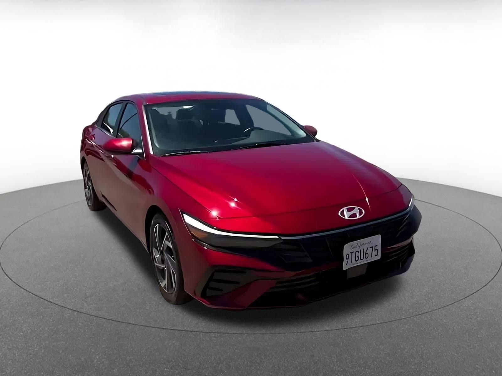Thumbnail: 2025 Hyundai Elantra - 3