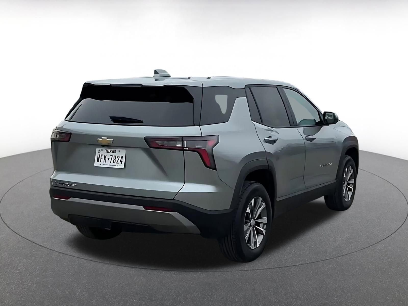 Thumbnail: 2025 Chevrolet Equinox - 14