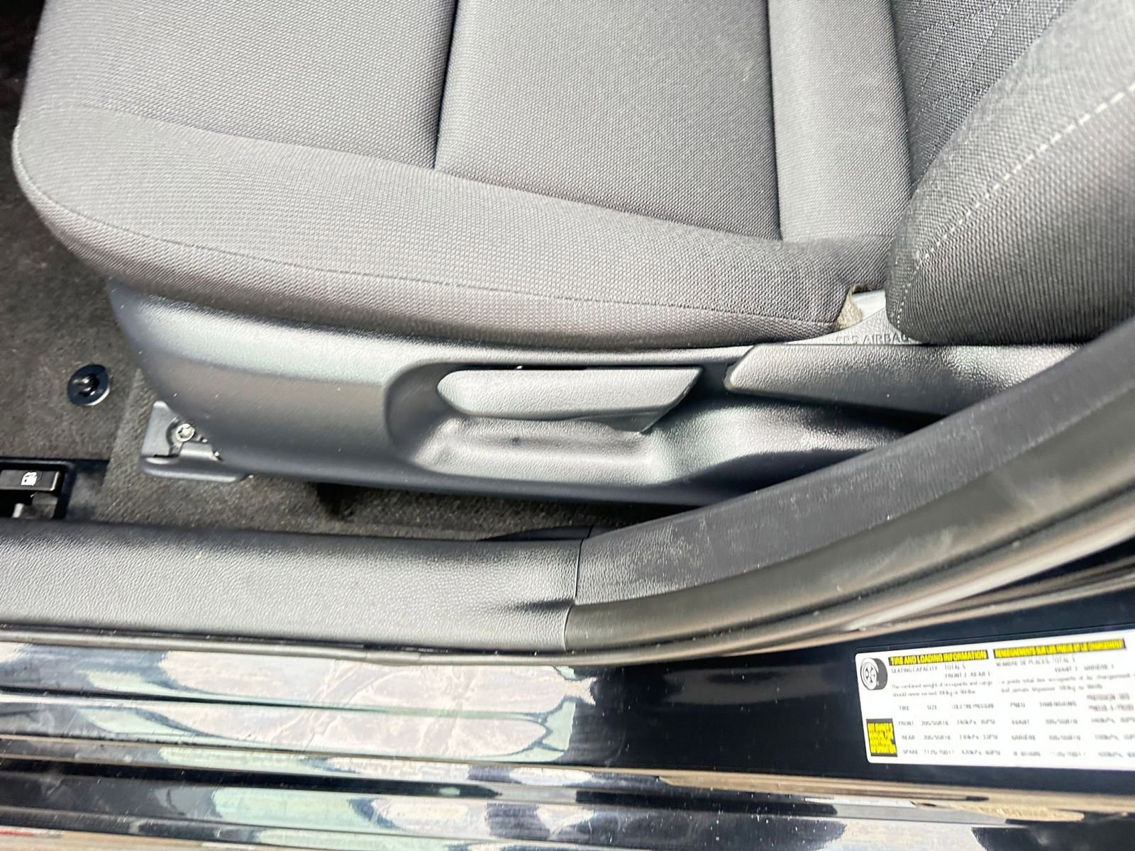 Thumbnail: 2025 Toyota Corolla - 23