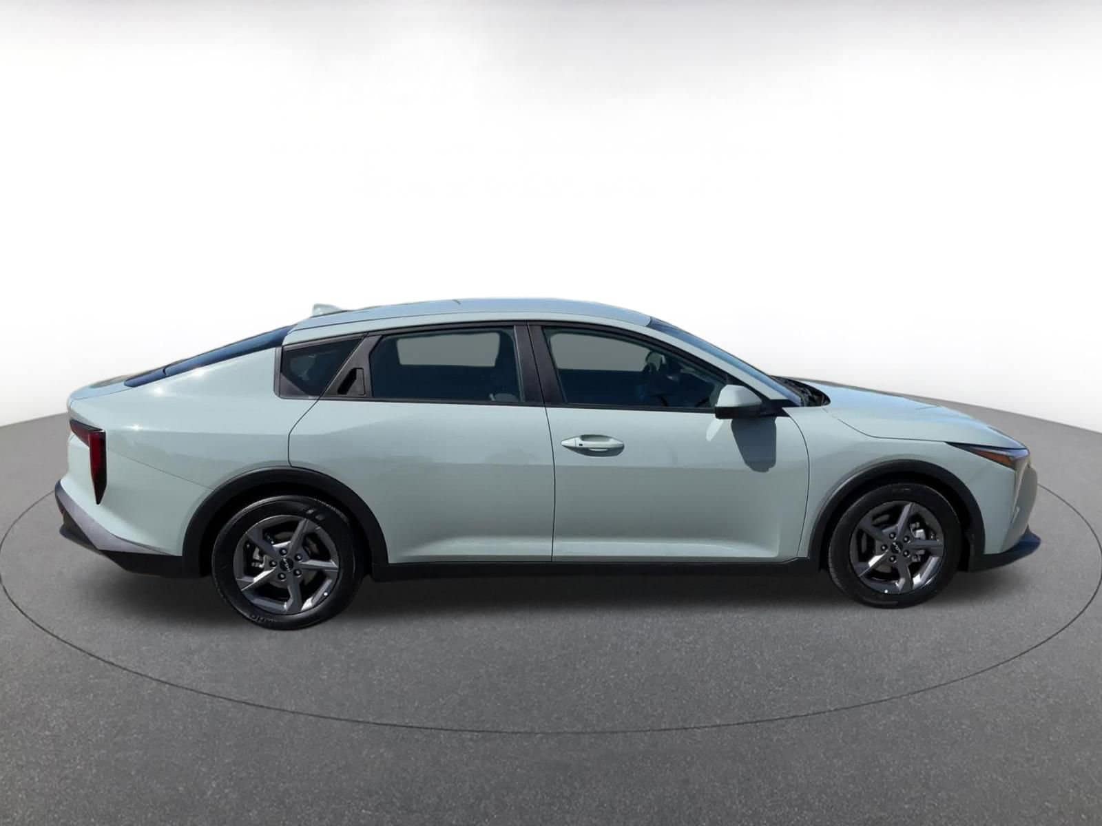 Thumbnail: 2025 Kia K4 - 16