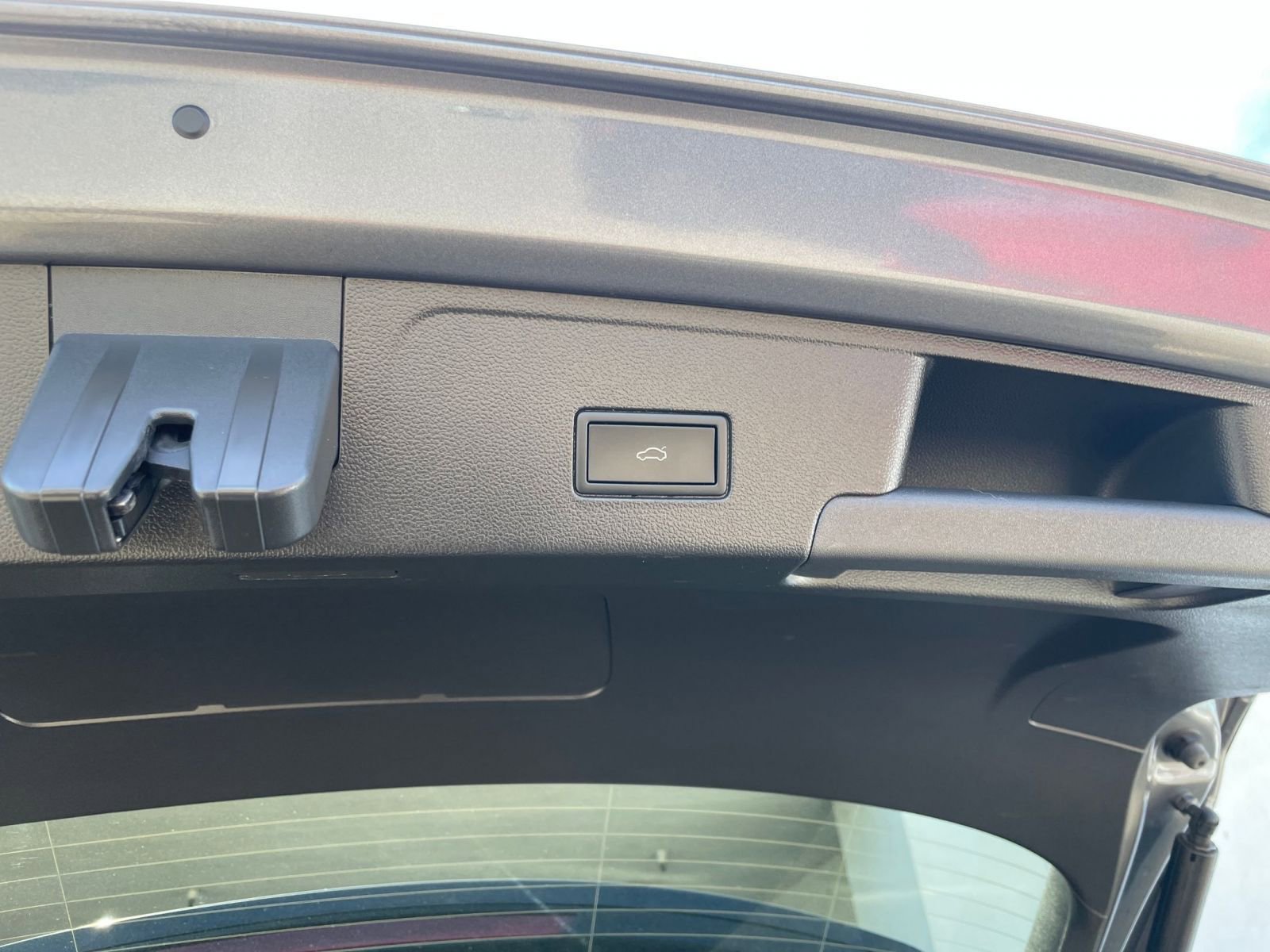 Thumbnail: 2025 Volkswagen Atlas - 23