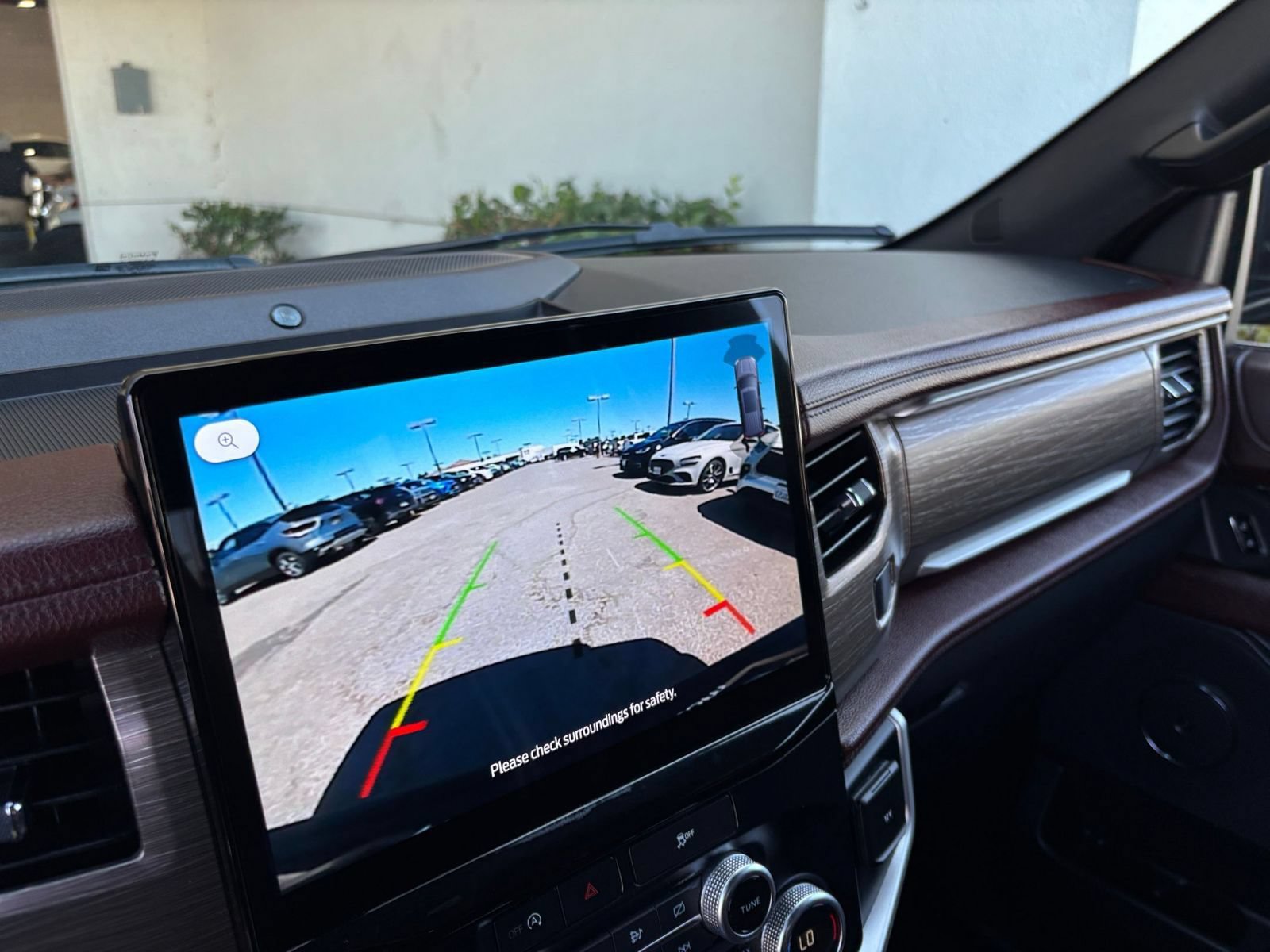 Thumbnail: 2024 Ford Expedition MAX - 22