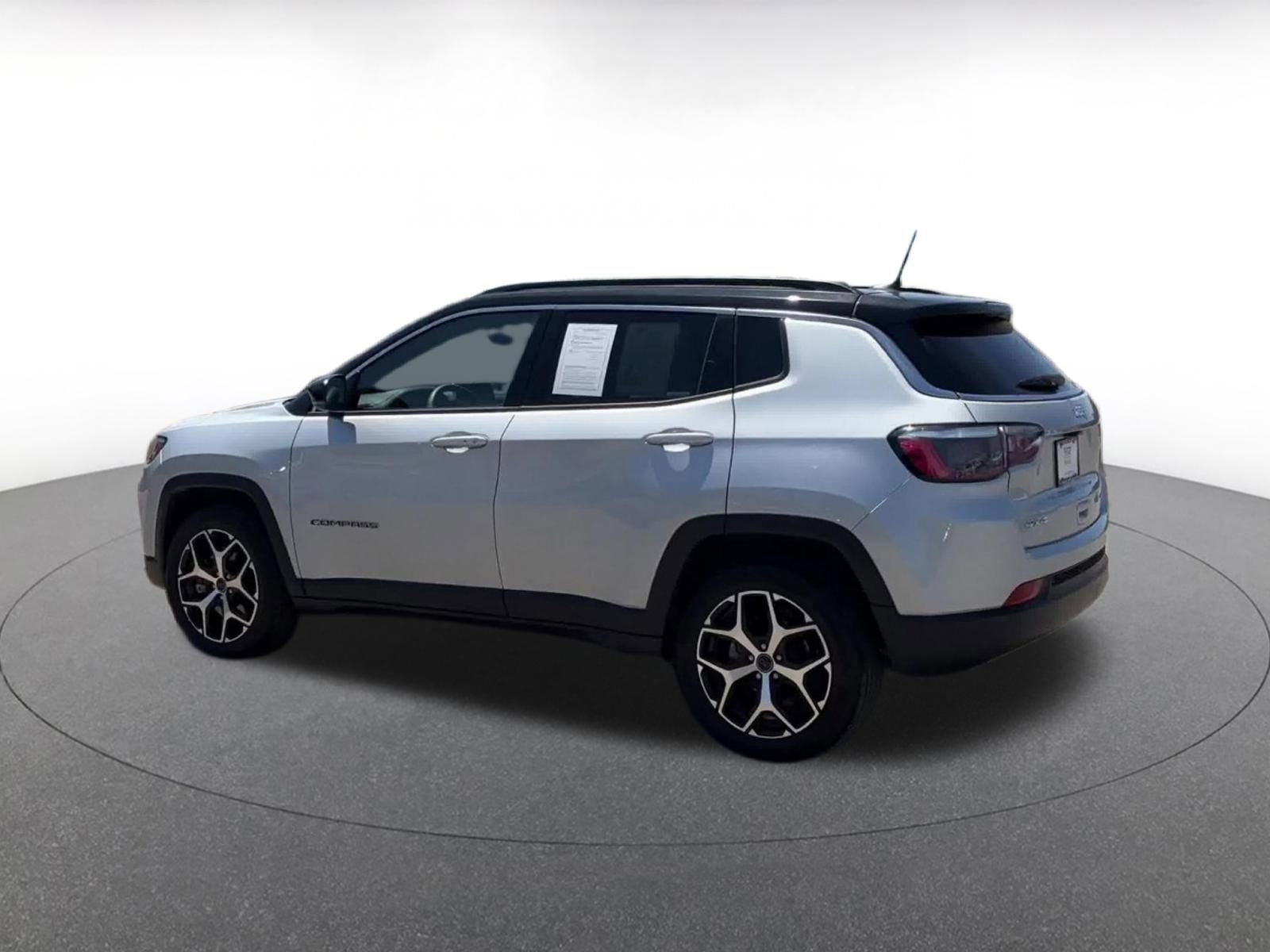 Thumbnail: 2025 Jeep Compass - 10