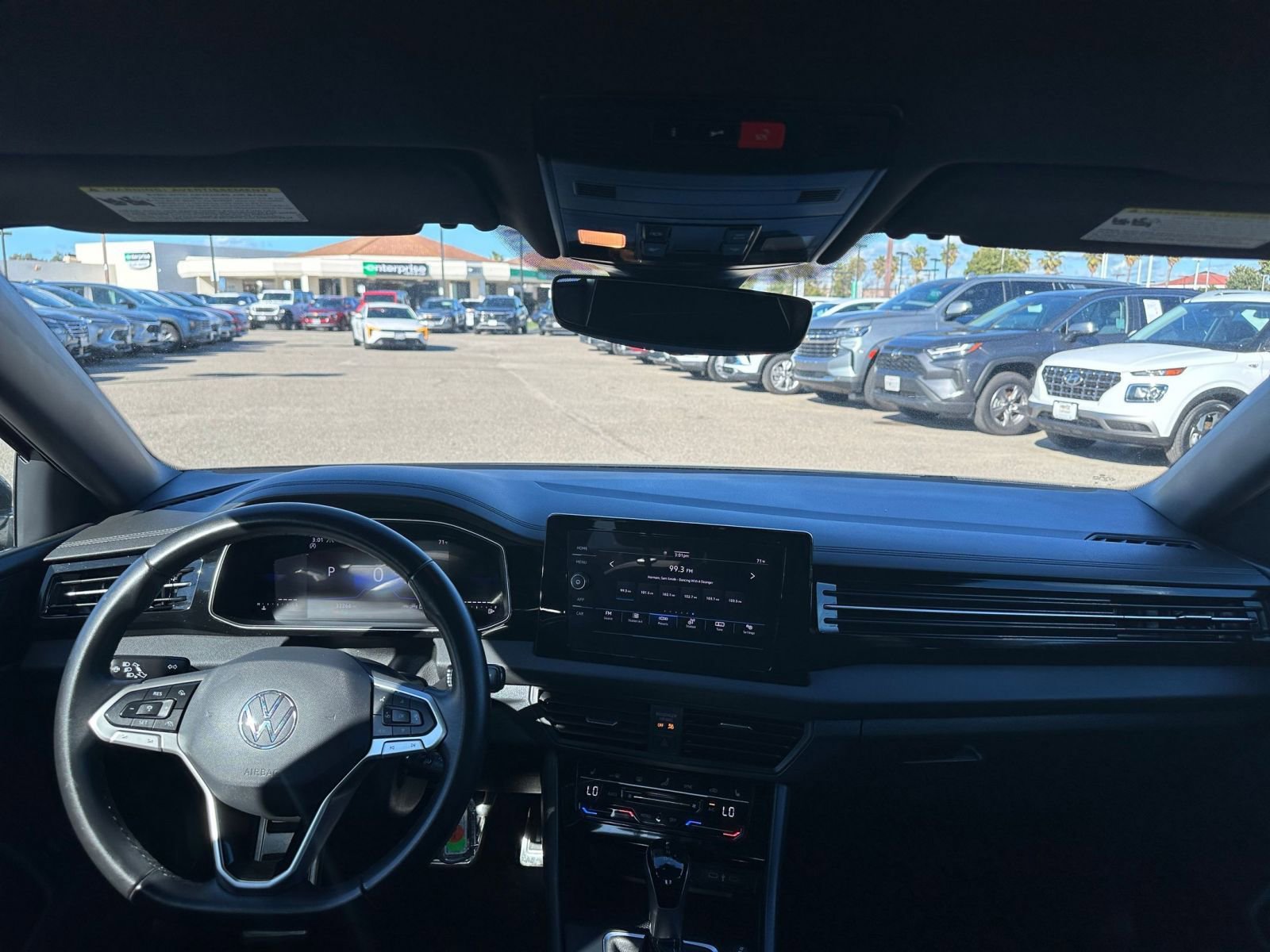 Thumbnail: 2025 Volkswagen Jetta - 33