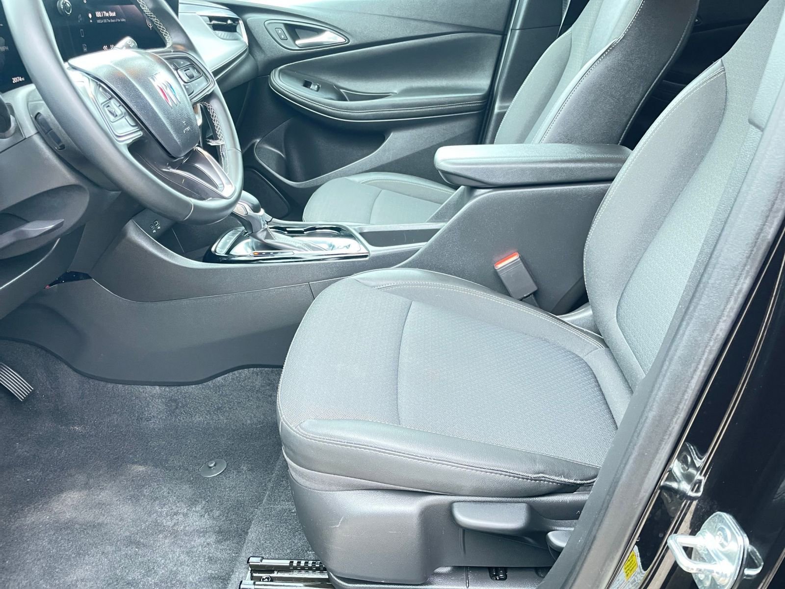 Thumbnail: 2025 Buick Encore GX - 27