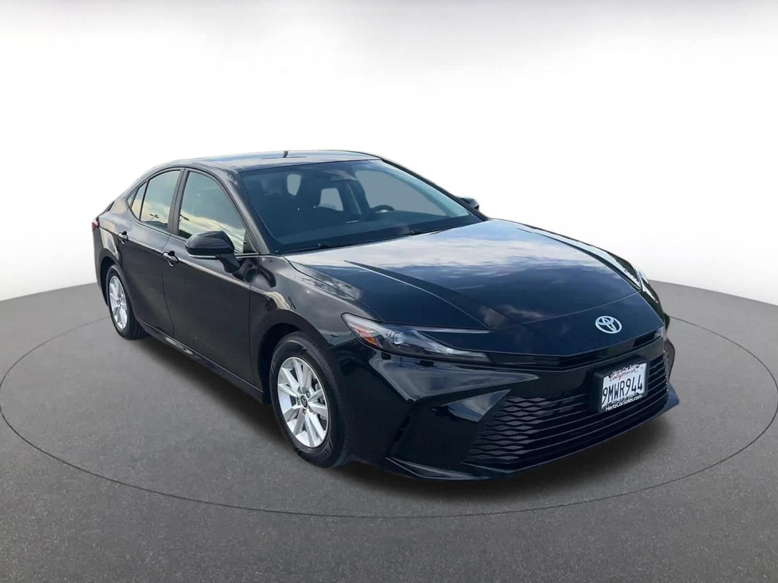 Thumbnail: 2025 Toyota Camry - 3