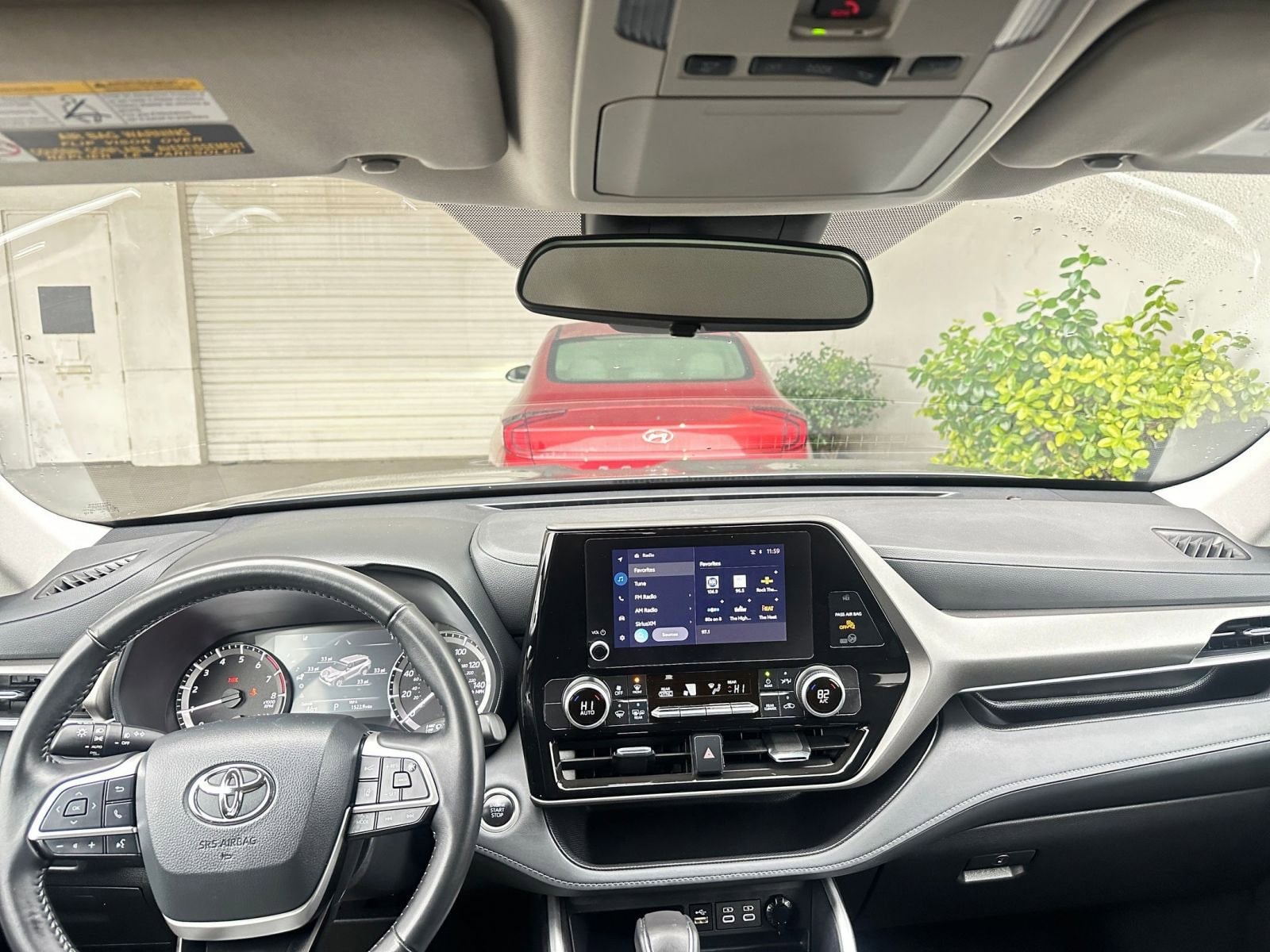 Thumbnail: 2025 Toyota Highlander - 34