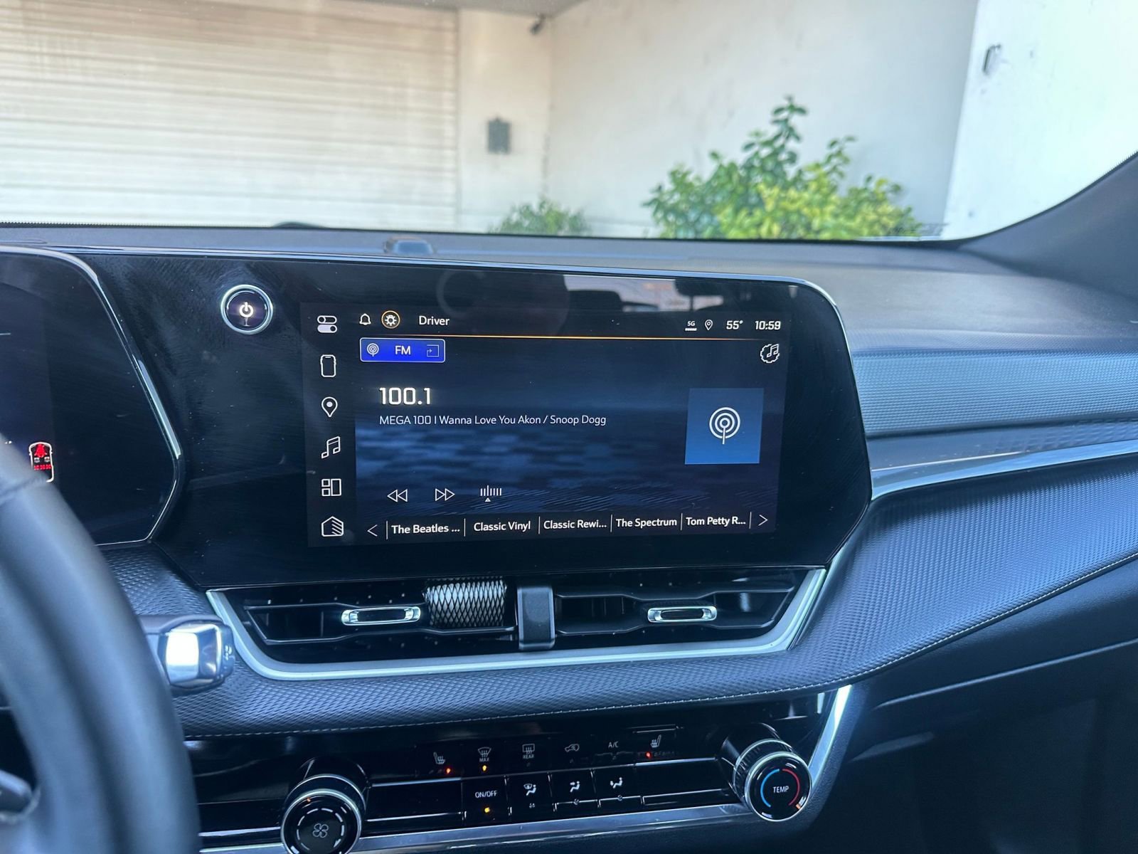 Thumbnail: 2025 Chevrolet Equinox - 21