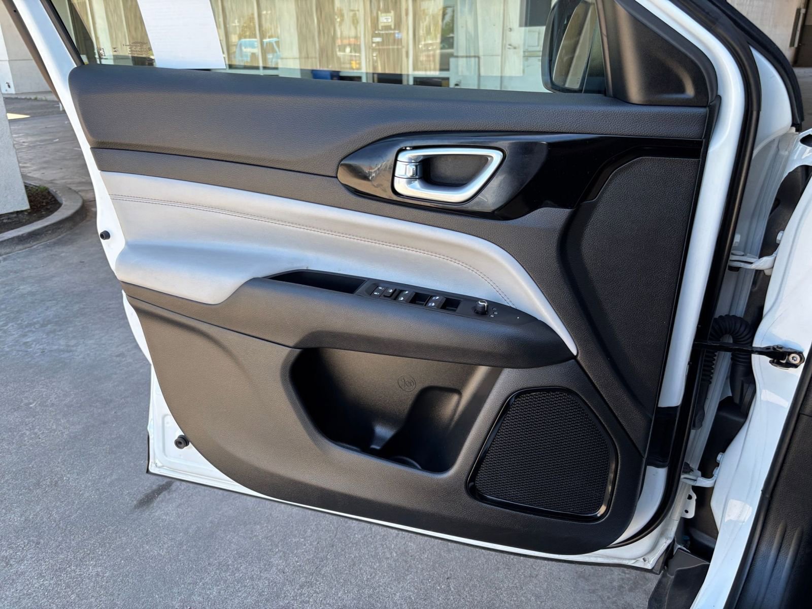 Thumbnail: 2025 Jeep Compass - 18