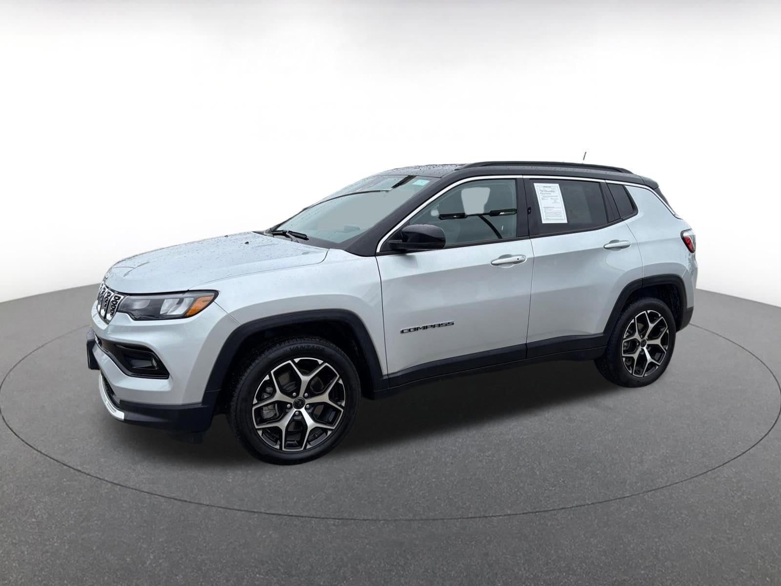 Thumbnail: 2025 Jeep Compass - 4
