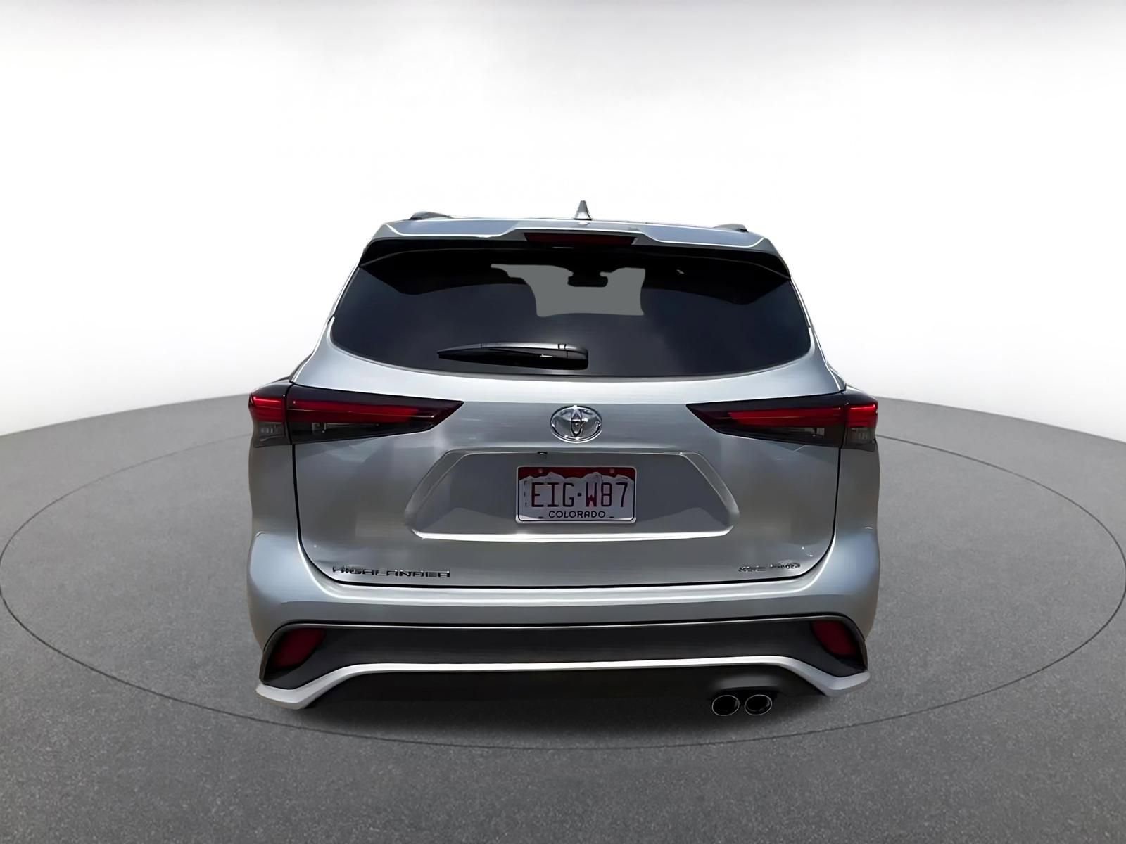 Thumbnail: 2025 Toyota Highlander - 12