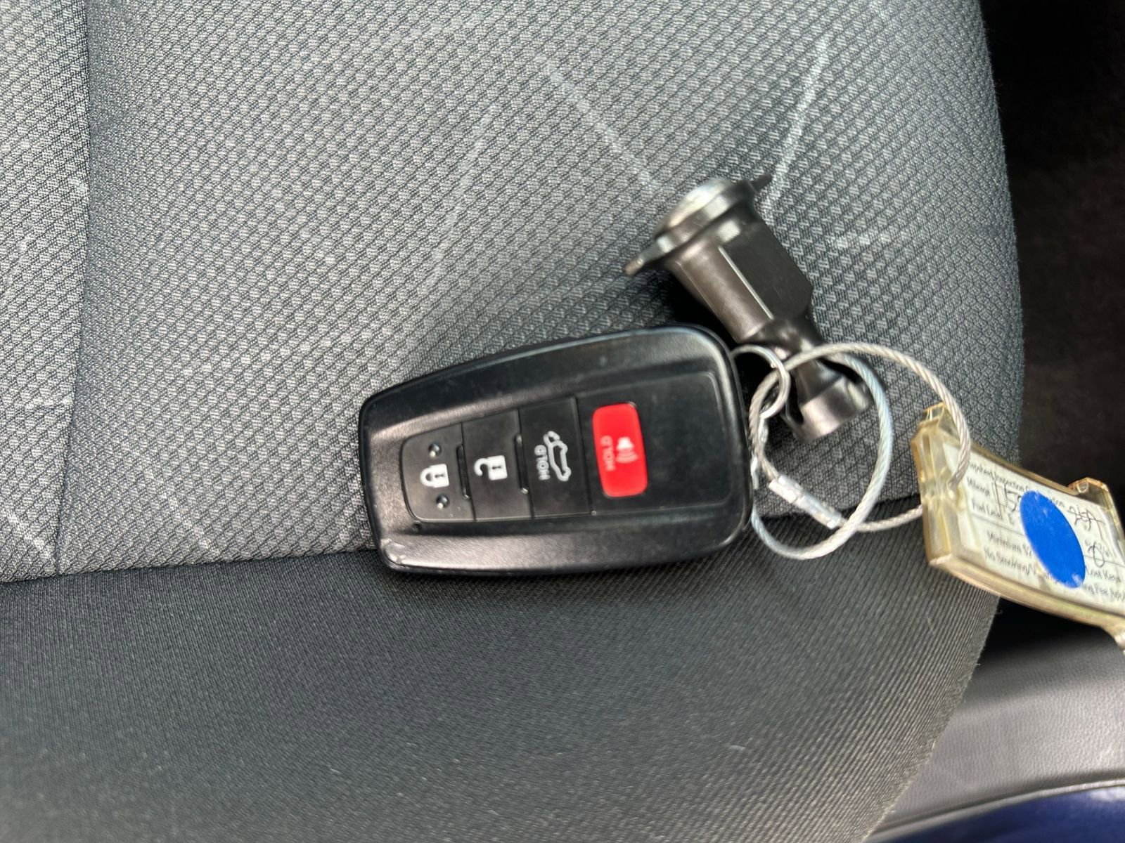 Thumbnail: 2025 Toyota RAV4 - 22