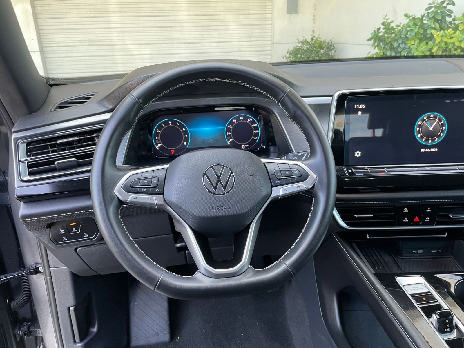 Thumbnail: 2025 Volkswagen Atlas - 30