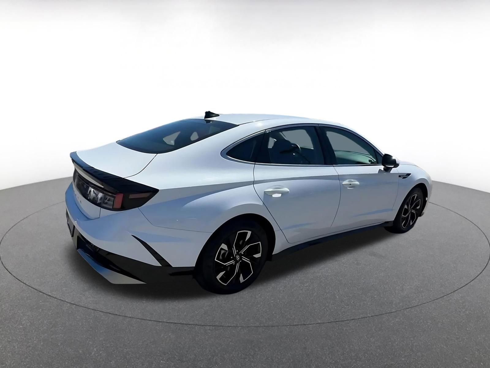 Thumbnail: 2025 Hyundai Sonata - 14