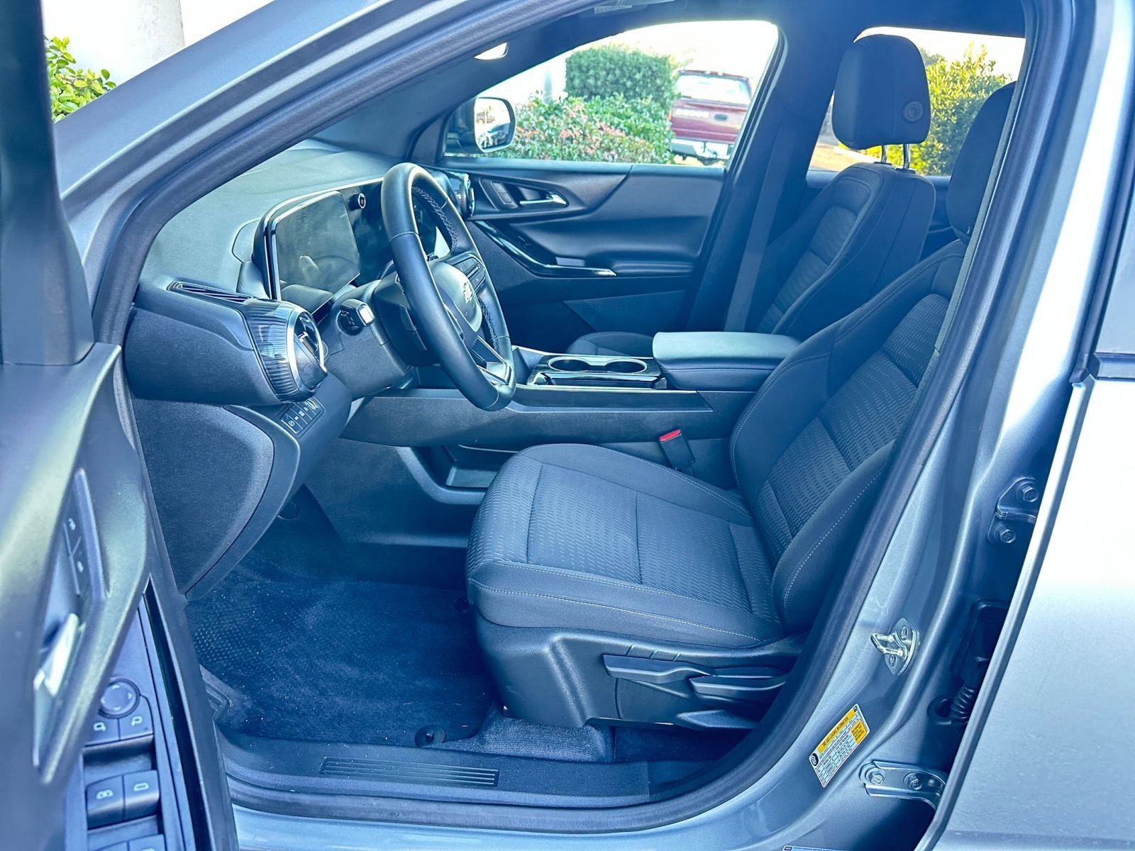 Thumbnail: 2025 Chevrolet Equinox - 27