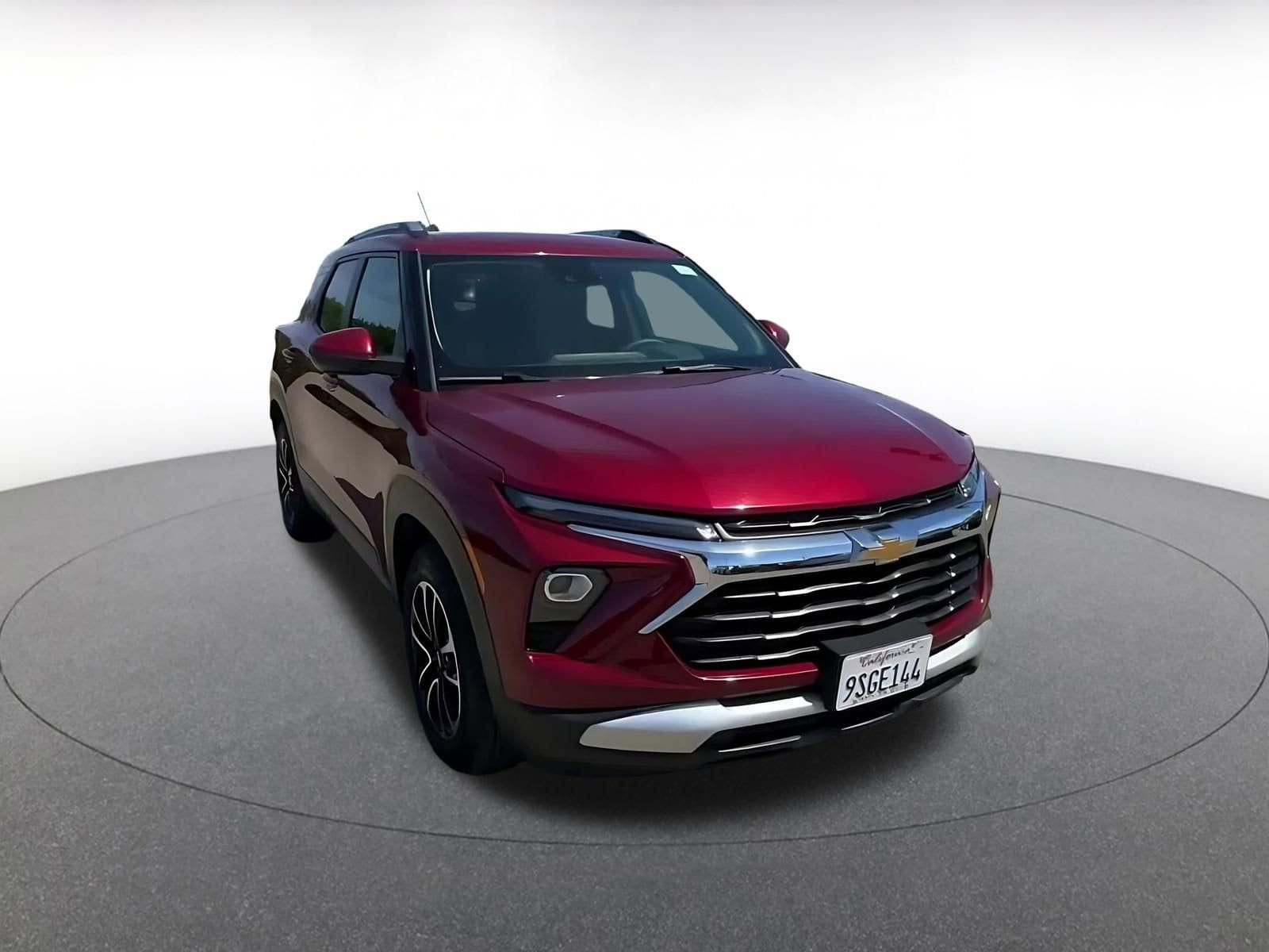 Thumbnail: 2025 Chevrolet TrailBlazer - 3