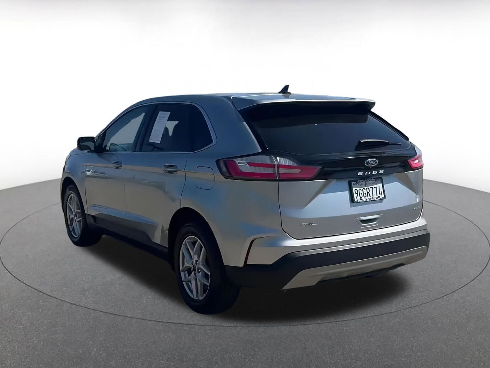 Thumbnail: 2023 Ford Edge - 11