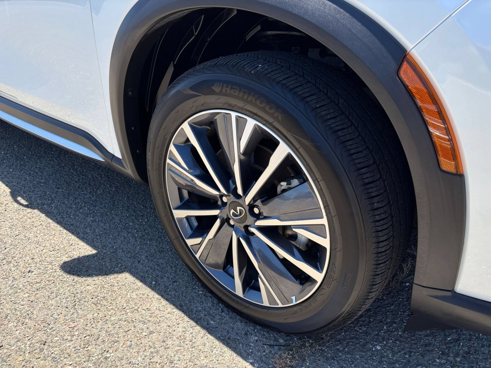 Thumbnail: 2026 INFINITI QX60 - 35