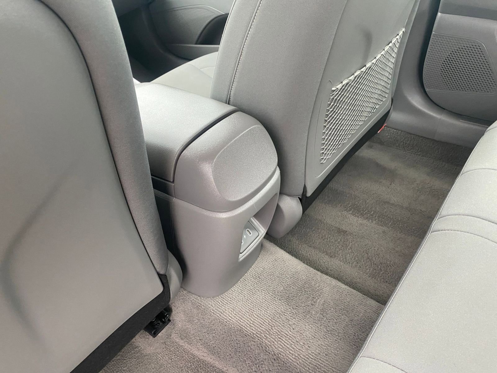 Thumbnail: 2025 Hyundai Elantra - 24