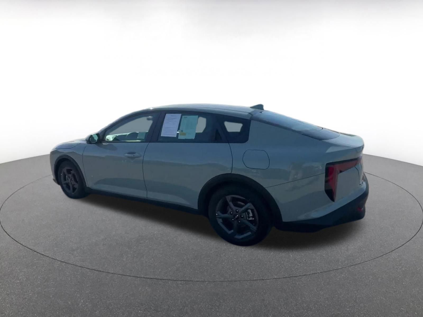 Thumbnail: 2025 Kia K4 - 10