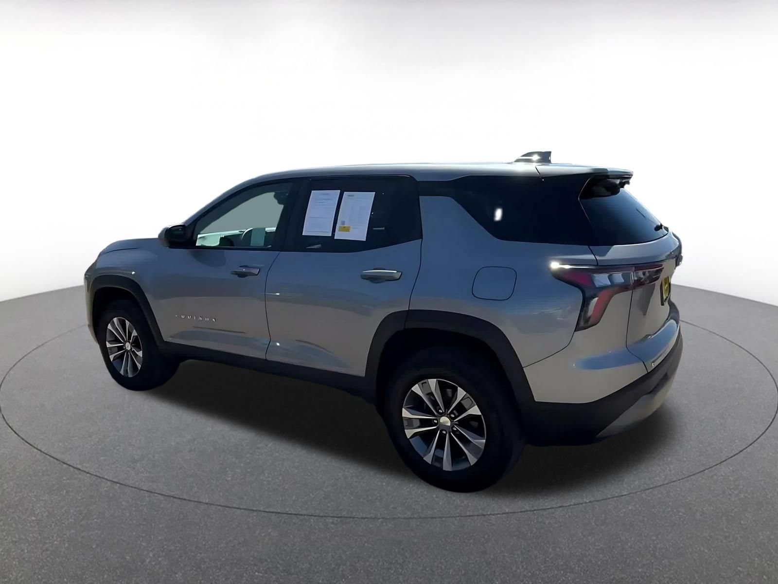 Thumbnail: 2025 Chevrolet Equinox - 10