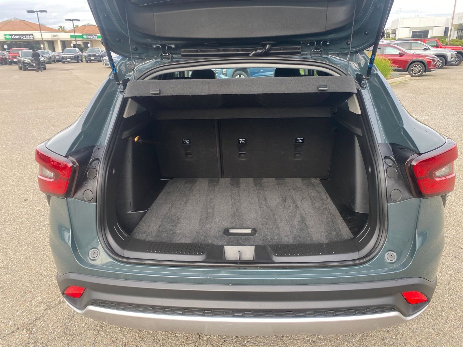 Thumbnail: 2025 Chevrolet Trax - 32