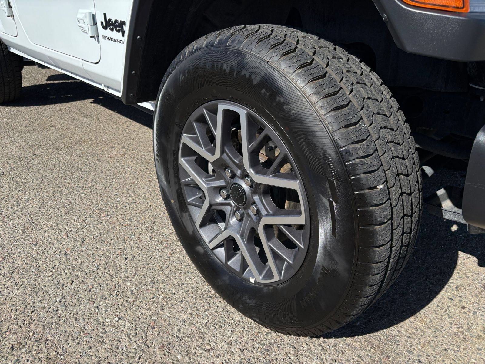 Thumbnail: 2025 Jeep Wrangler - 29