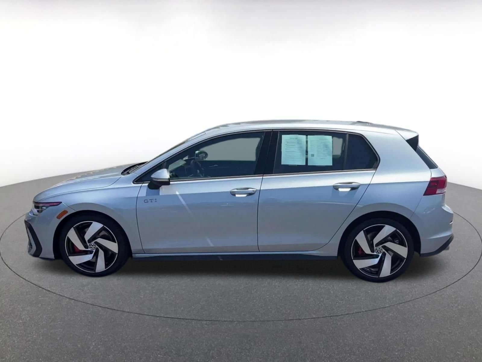 Thumbnail: 2026 Volkswagen Golf - 9